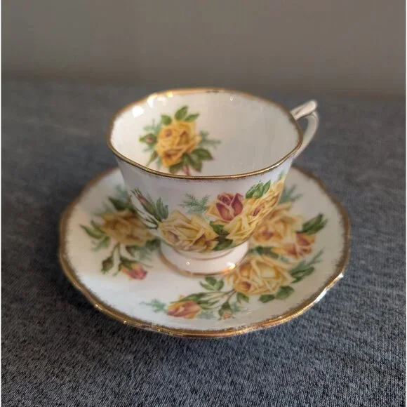 Royal Albert Yellow "Tea Rose" Cup and Saucer - Picture 2 of 5